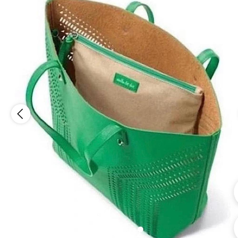 Stella & Dot Filmore Tote - Picture 2 of 6